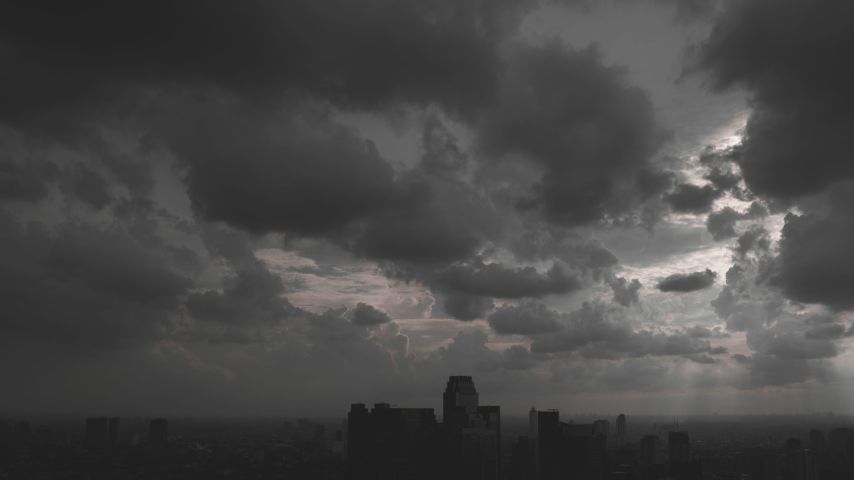 SC segue com alerta de tempestade com ventos intensos de até 100 km/h; veja previsão