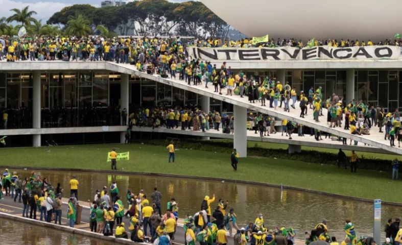 Condenados de SC por 8 de janeiro presos na Argentina serão extraditados, decide Justiça