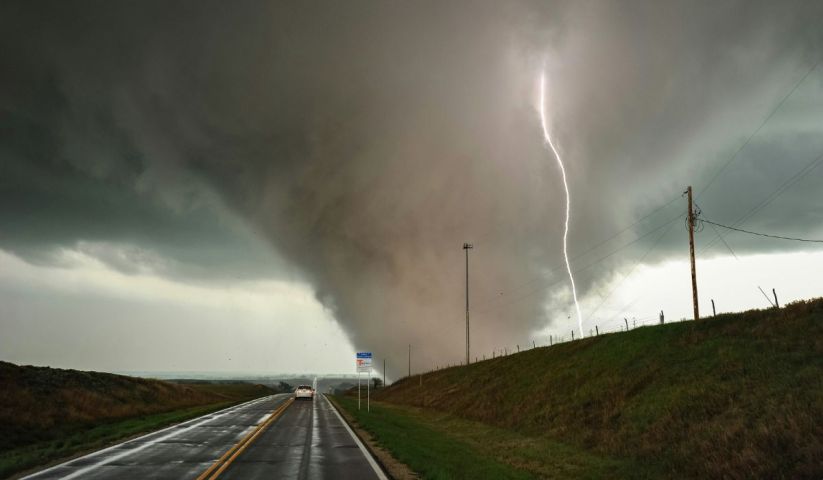 Ciclone extratropical deve provocar temporais, ventos fortes e ressaca em Santa Catarina