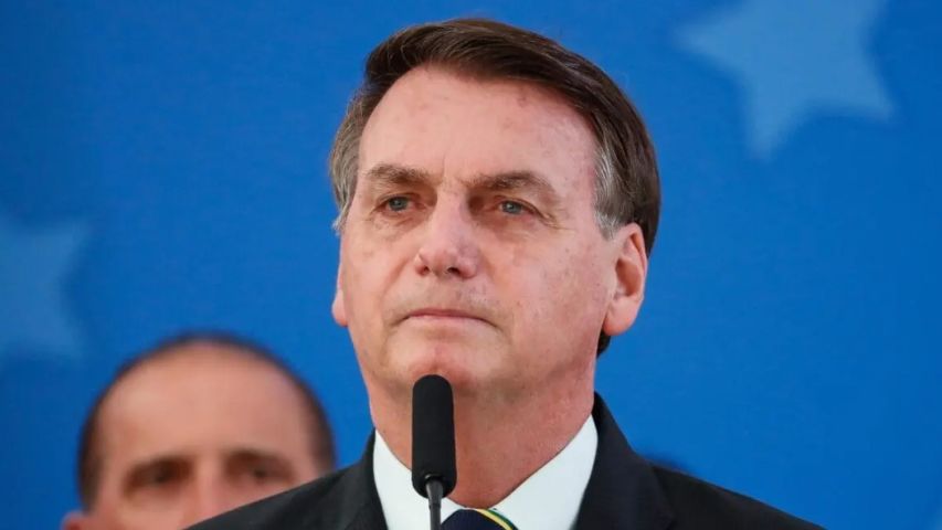 Bolsonaro tem data para ser internado e deve passar por cirurgia na véspera de Natal