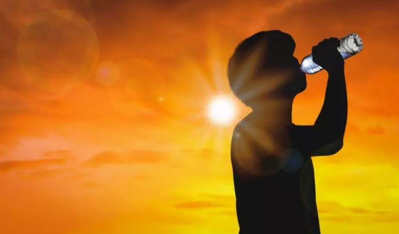 Onda de calor de até 38ºC irá atingir quatro regiões de SC até pelo menos domingo, alerta Defesa Civil