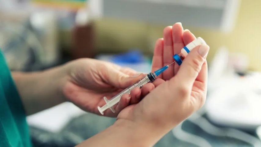 Nova vacina combinada contra gripe e covid-19 deve chegar à Europa em 2027