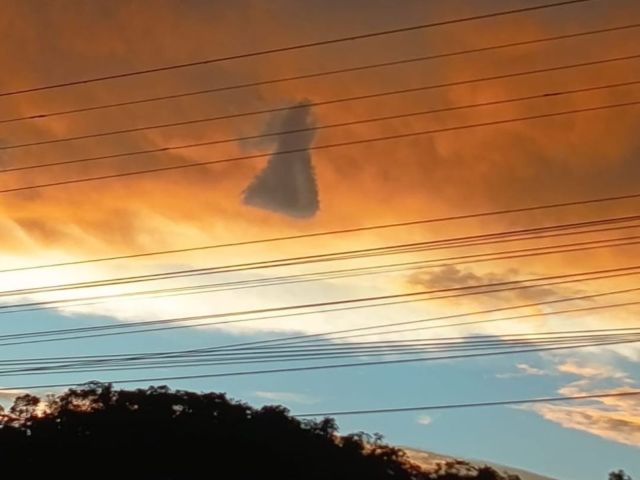 Nuvem em formato de anjo chama atenção e emociona moradores em Pomerode
