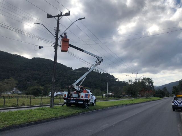 Mais de 700 lâmpadas de LED foram trocadas no mês de janeiro, em Tubarão