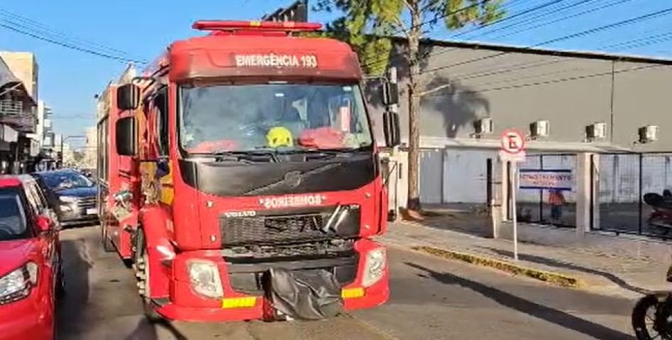 VÍDEO: Princípio de incêndio em loja de Tubarão é controlado graças a ação rápida dos bombeiros