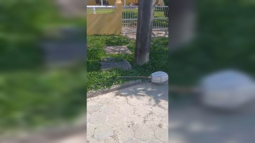 “Estamos há dois anos na escuridão”: morador da Praia do Sol cobra melhorias na iluminação pública da região