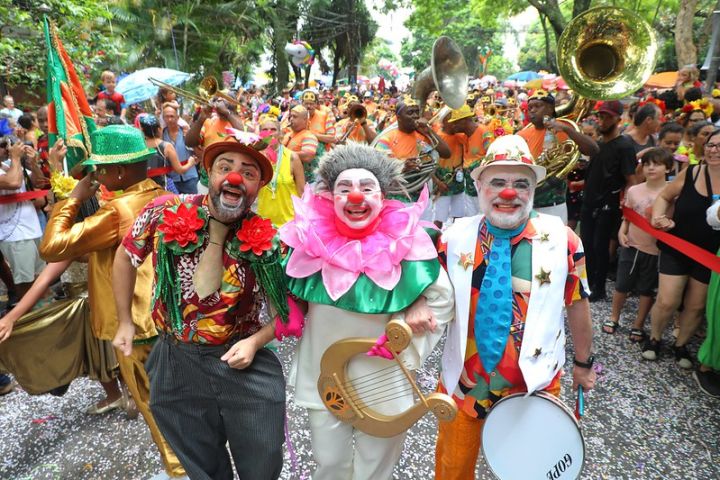 Mais de 80% dos jovens da Geração Z rejeita o Carnaval