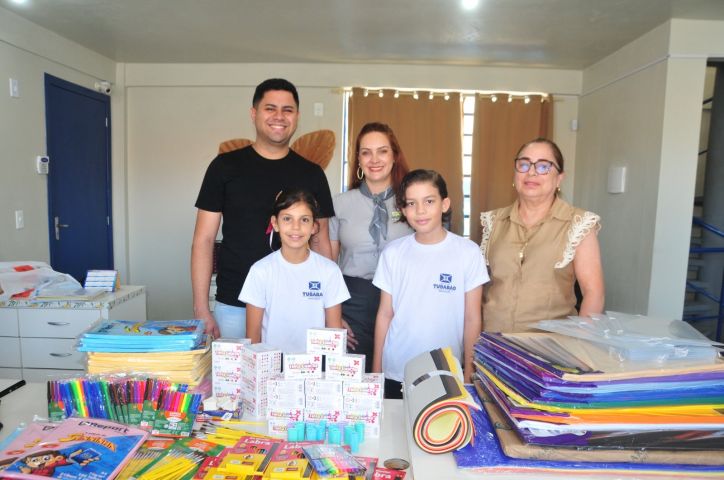 Reciclando o Saber: Provida entrega materiais escolares à Escola Municipal Manuel Rufino