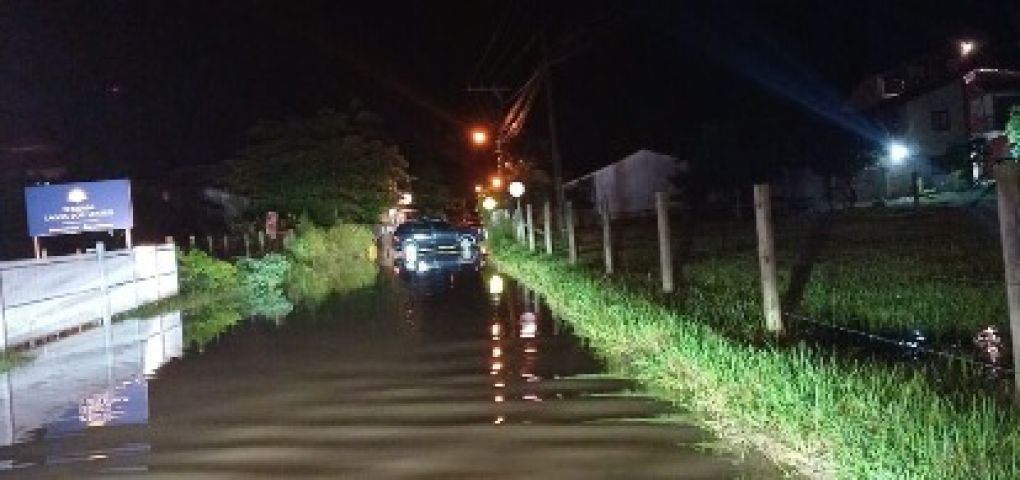 Chuvas intensas deixam oito pessoas desalojadas em Imbituba