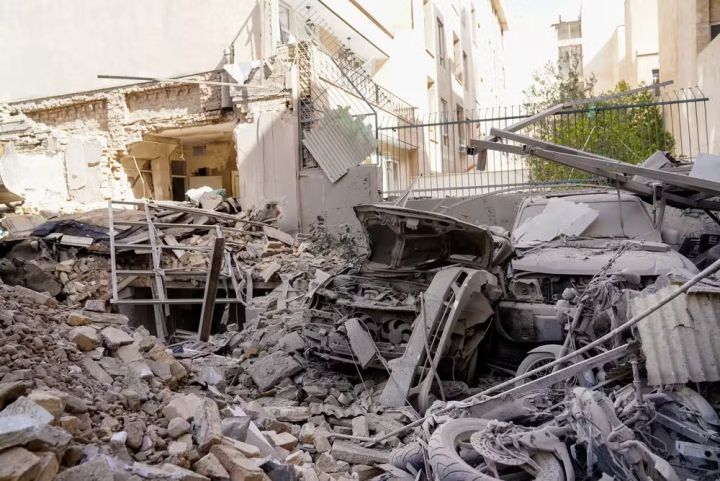 Ministro de Defesa do Irã e comandante da Guarda Revolucionária foram mortos, segundo a Reuters