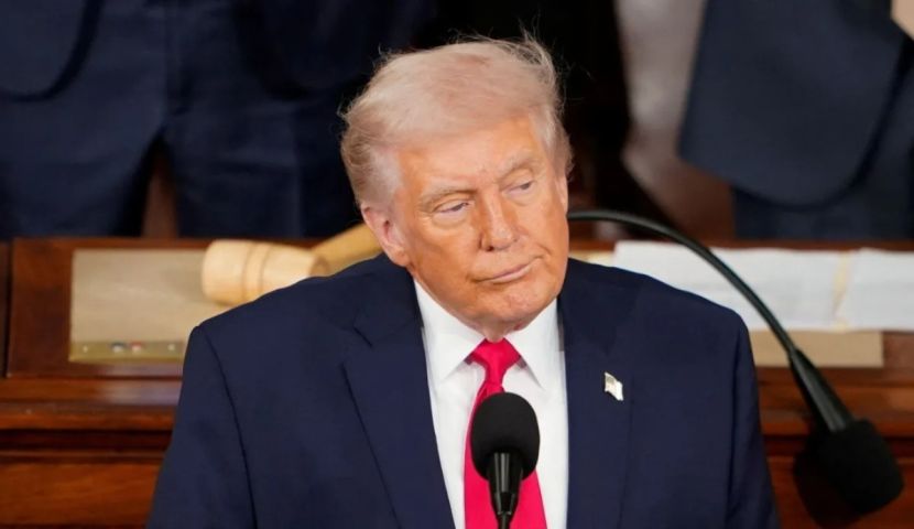 Trump fala em cinco semanas, mas admite guerra sem prazo contra o Irã