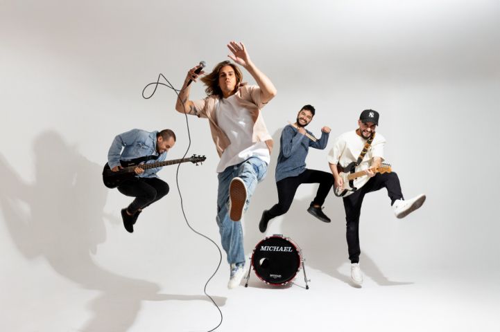 Banda tubaronense fica entre as 50 classificadas em seleção para tocar no Lollapalooza