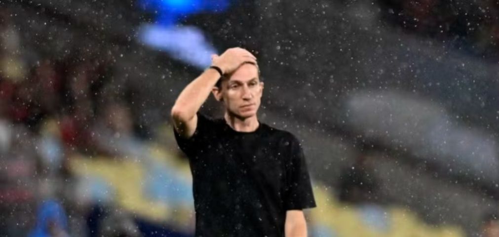 Mesmo após vitória por 8 a 0, Flamengo demite Filipe Luís e acerta com Leonardo Jardim