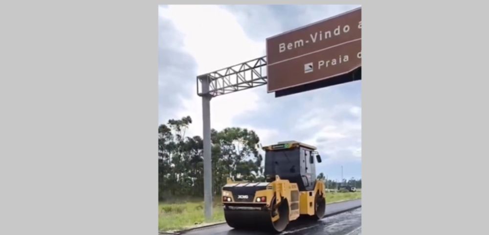 (Vídeo) Asfalto de acesso à Praia do Sol volta a avançar em Laguna