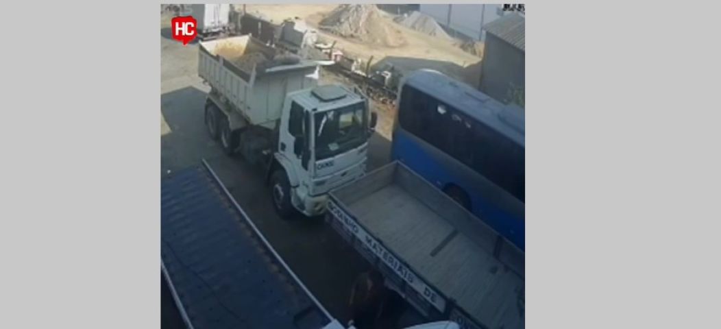 (Vídeo) Câmera flagra mecânico sendo atropelado por caminhão durante manutenção em Criciúma
