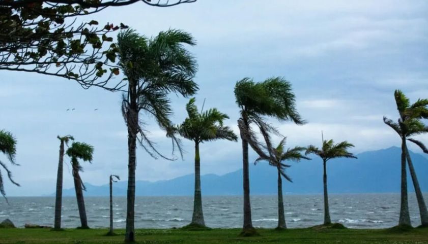 Inmet coloca 86 municípios de SC em alerta para ciclone extratropical e ventos costeiros