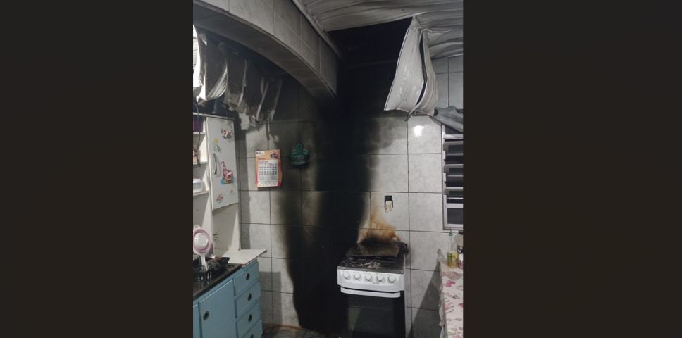 Incêndio em bujão de gás mobiliza bombeiros em Capivari de Baixo durante a madrugada