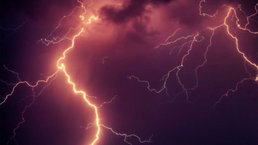 Prepare o guarda-chuva: frente fria avança e coloca mais de 600 cidades em alerta de temporal