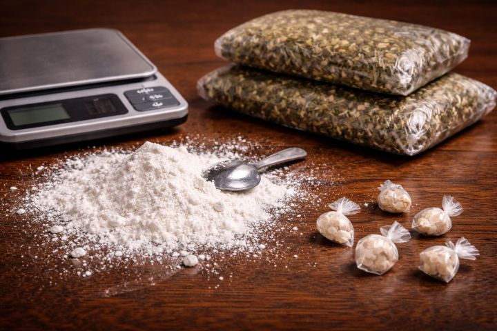 Operações da Polícia Militar resultam em prisões por tráfico de drogas na Amurel