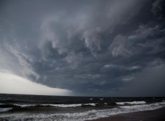Defesa Civil alerta para temporais neste domingo (22) em Santa Catarina