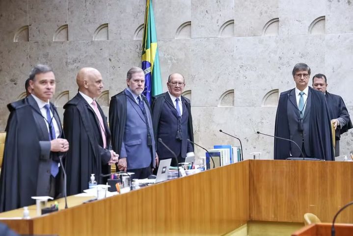 STF derruba decisão de André Mendonça que prorroga CPMI do INSS