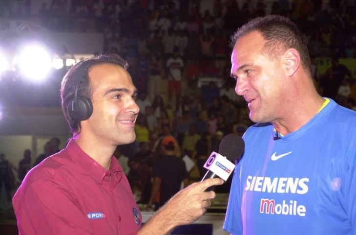 VÍDEO: Tadeu Schmidt se emociona ao falar sobre o irmão, Oscar Schmidt