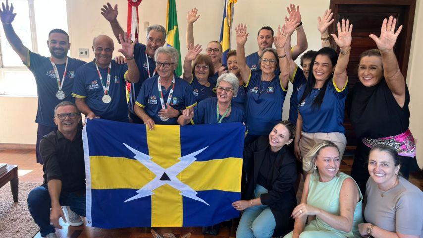 Idosos de Capivari de Baixo conquistam vice-campeonato estadual no dominó masculino no JASTI