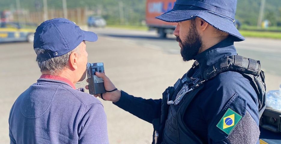 PRF de SC inicia Operação Dia do Trabalho 2026