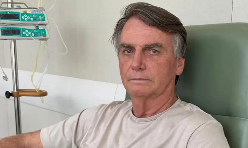 Bolsonaro realiza cirurgia no ombro direito nesta sexta-feira (01)