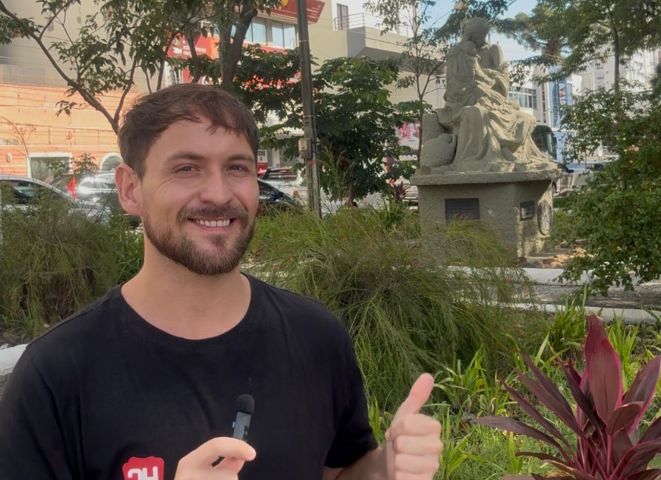 (Vídeo) Escultura no centro de Tubarão carrega referência à arte clássica e à história regional