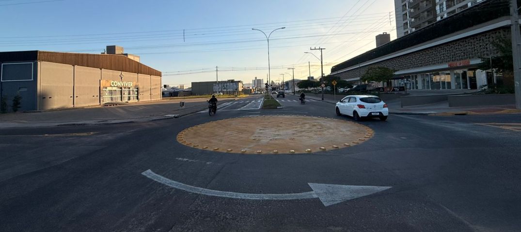 (VÍDEO) Rotatória da Pedro Zapelini é ampliada após sequência de acidentes e morte em Tubarão