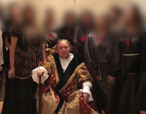 Saul Klein, filho do fundador das Casas Bahia, é réu por exploração sexual em São Paulo