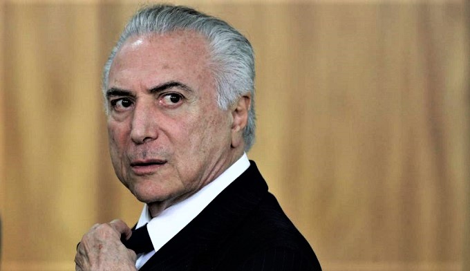 Temer está 