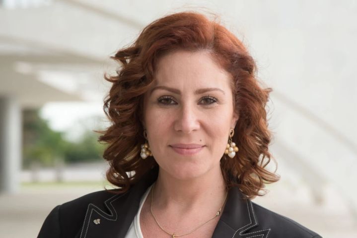Justiça da Itália nega extradição de Carla Zambelli e mantém ex-deputada no país