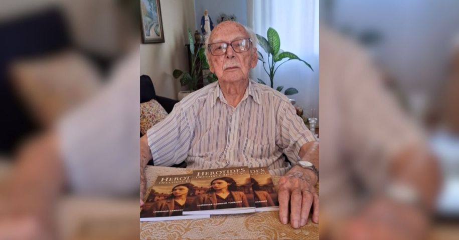 (Vídeo) Lindomar Tournier celebra 104 anos com lançamento de novo livro em Tubarão