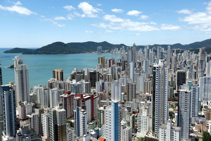 Pela primeira vez na história, Brasil atinge patamar “muito alto” de desenvolvimento humano