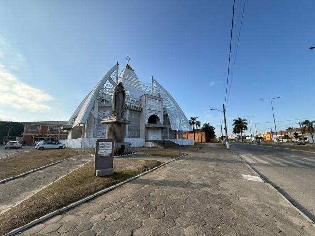 Santuário de Santa Teresinha recebe primeira missa em Tubarão nesta quinta (4)