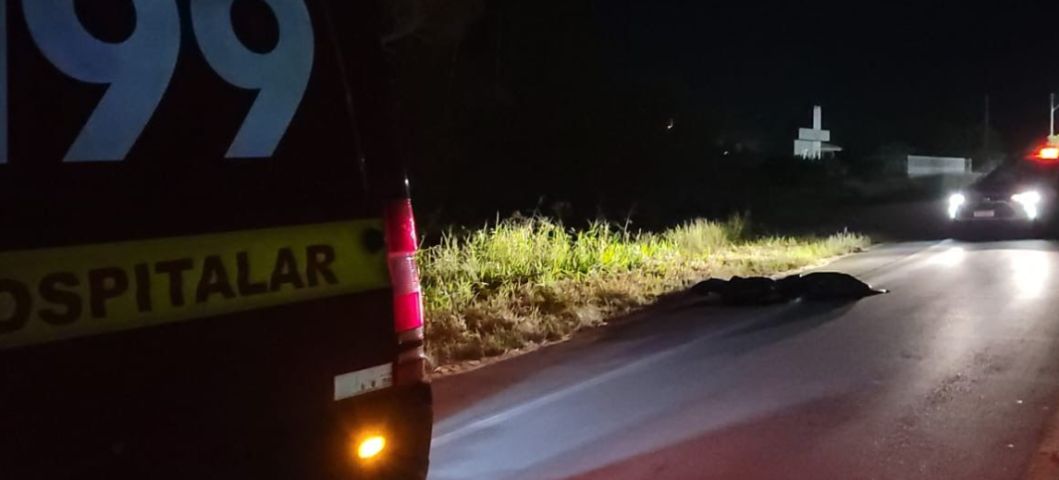 Pedestre morre após ser atropelado na SC-100, em Jaguaruna