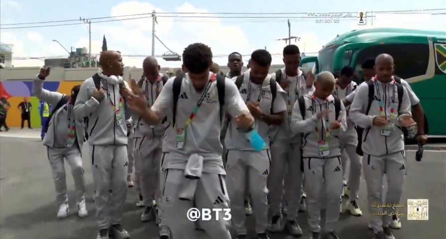 (VÍDEO) África do Sul chega ao Azteca em clima de festa para abertura da Copa do Mundo