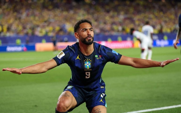 Com dois gols de Matheus Cunha, Brasil vence Haiti e assume liderança do grupo C da Copa do Mundo
