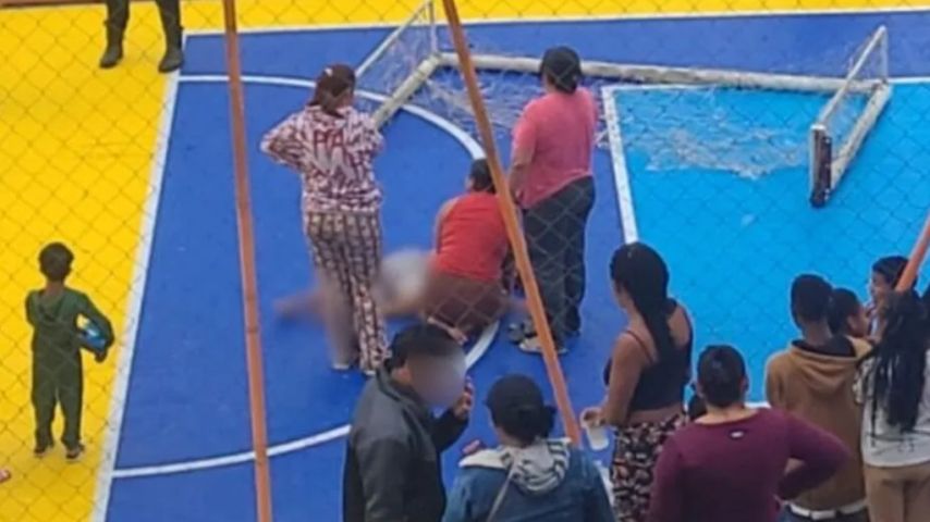 Menino de 8 anos é internado na UTI após trave cair na cabeça em quadra esportiva de SC