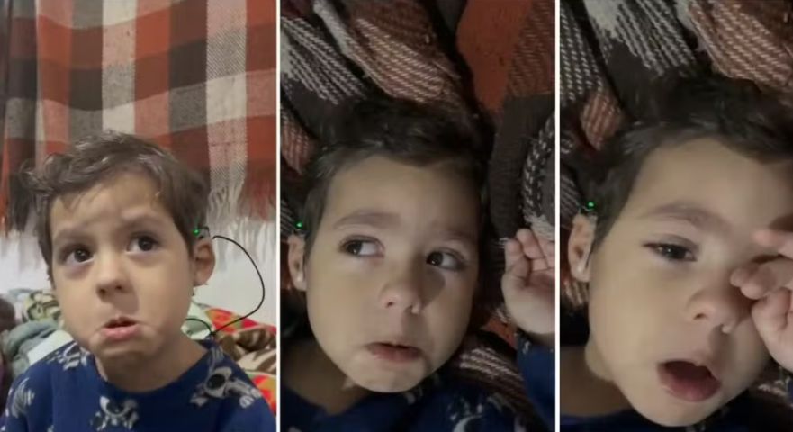 (Vídeo) Com implante coclear, menino de 3 anos chora ao ouvir pela primeira vez