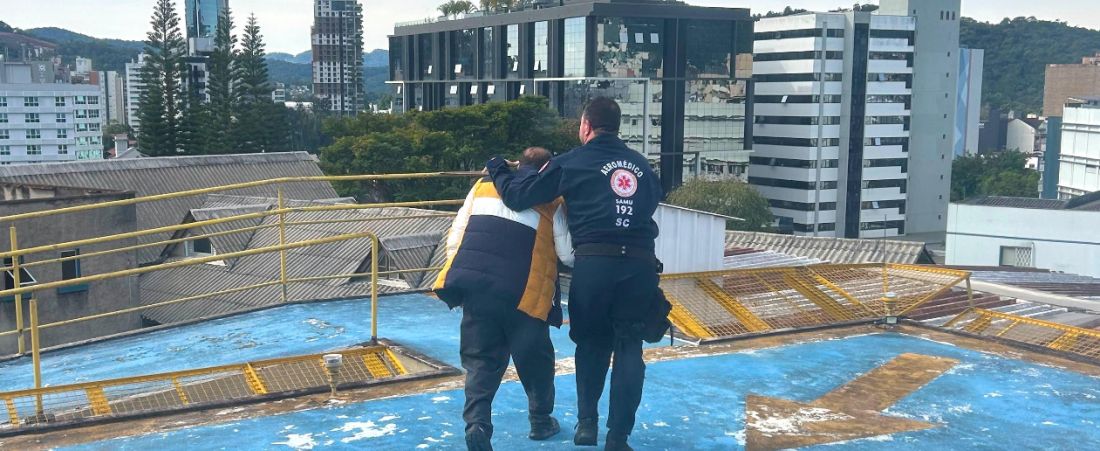 Saer/SAMU aeromédico garante transplante e salva vida de paciente de Tubarão em operação rápida até Blumenau