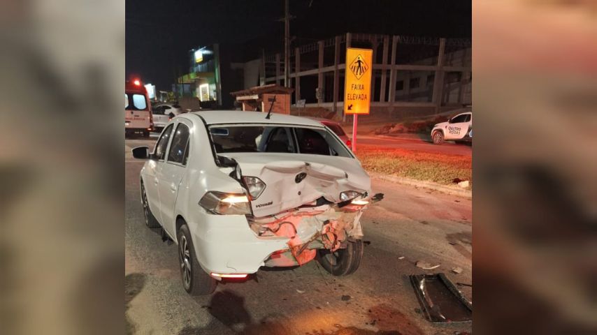 Engavetamento envolvendo três carros deixa dois feridos na SC-370, em Braço do Norte