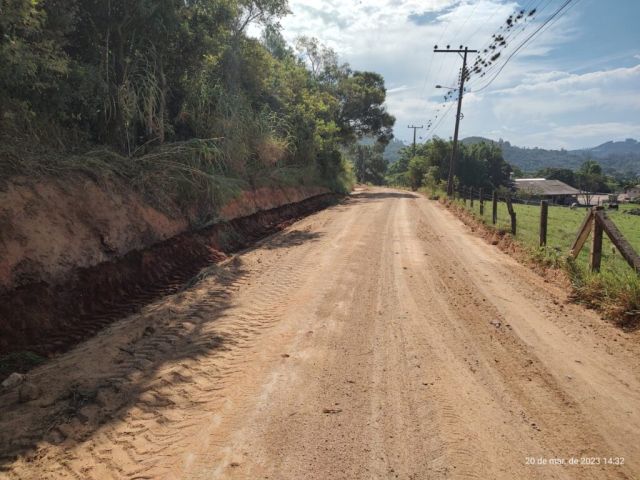 Prefeitura assina ordem de serviço para pavimentação da rua Ângelo de Bona