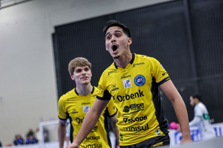 De virada, Tubarão vence Marreco em casa e conquista mais três pontos na Liga Nacional de Futsal