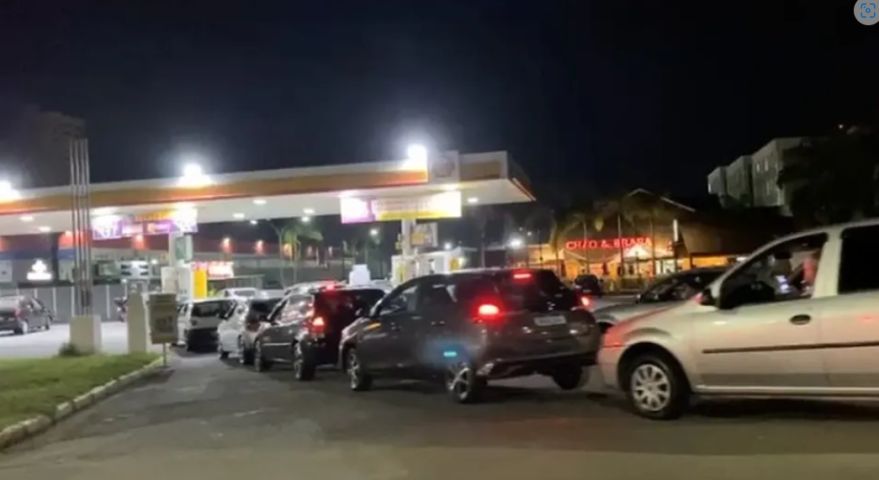 Greve decretada por tanqueiros vai deixar postos sem gasolina a partir da próxima semana; motoristas devem se adiantar