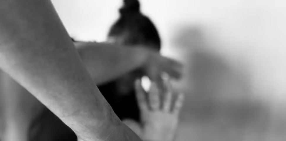 Em SC: Mulher tem útero removido após ser dopada e estuprada pelo próprio marido