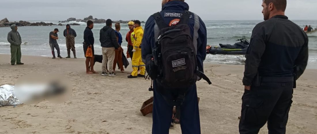 Vítima fatal de afogamento no Farol de Santa Marta escorregou ao tentar desprender equipamento de pesca