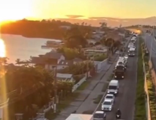 (Vídeo) Quinto dia de interdição da Ponte Anita Garibaldi provoca lentidão na BR-101 em Laguna